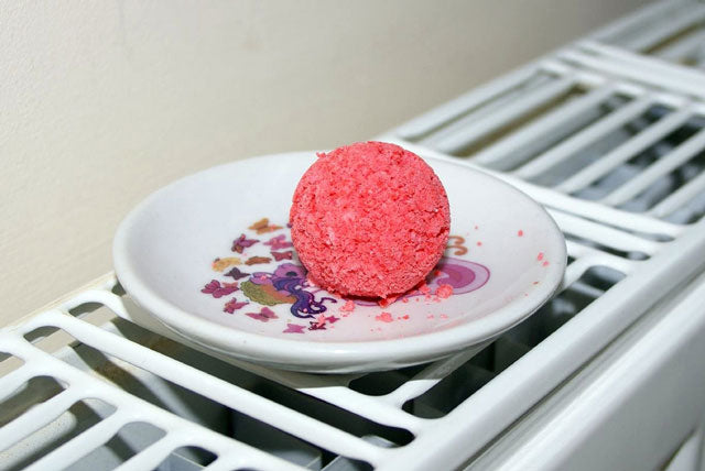 Easy Homemade Bath Fizzie