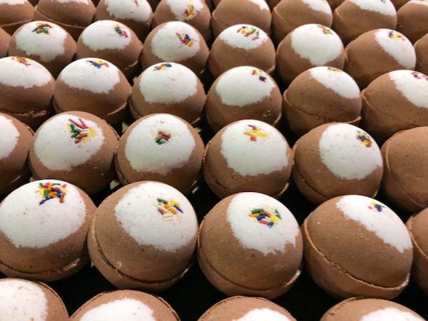 Root Beer Assorted Wholesale Bath Bombs